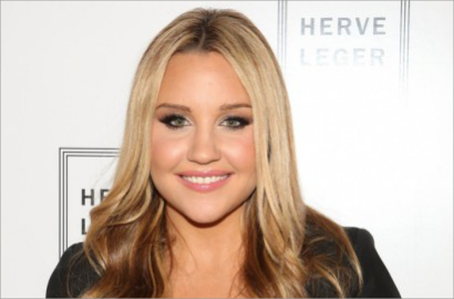 Amanda Bynes Sangkal Idap Skizofrenia dan Bipolar Disorder