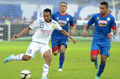 Izin Sudah Terbit, Laga Persib-Arema Bakal Berjalan Panas