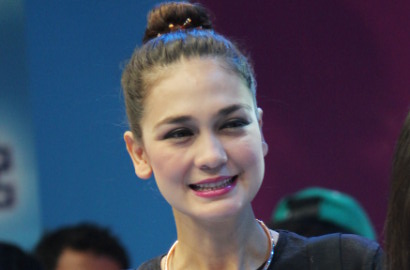 Luna Maya Rajin Jaga Kebersihan Organ Intim