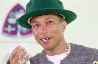 Pharrell Williams Nangis di Acara Oprah Winfrey Karena Lagu 'Happy' dari Fans