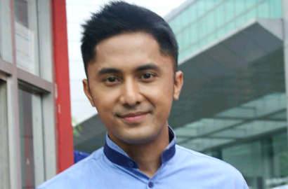 Hengky Kurniawan Siap Berhenti Syuting Demi Fokus Berpolitik
