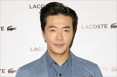Kwon Sang Woo Beri Kabar Usai Jalani Operasi Kaki