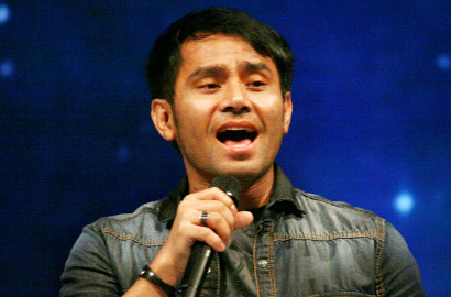 Judika Merinding Nyanyi Lagu Piala Dunia 2014 Bareng Ricky Martin