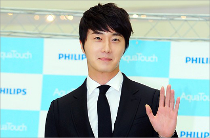 Jung Il Woo Ngaku Tidak Khawatir Soal Wajib Militer