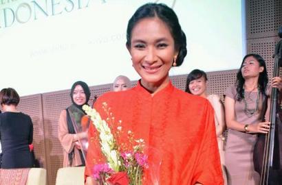 Happy Salma Kagumi Sosok Pahlawan Wanita, Kartini