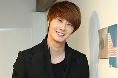Jung Il Woo Donasikan Rp 330 Juta untuk Tragedi  Kapal Tenggelam