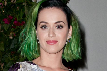Katy Perry Ingin Buat Parfum Beraroma Nafas Anjing