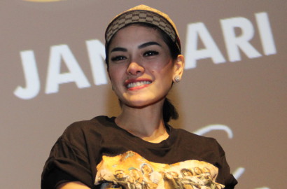 Nikita Mirzani Diizinkan Umroh Dulu Sebelum Masuk Penjara