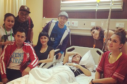 Julia Perez, Luna dan Raffi Ahmad Jenguk Olga Syahputra
