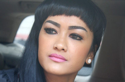 Julia Perez Senang Sutradarai Tio Pakusadewo di 'Gila Jiwa'