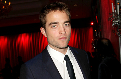 Robert Pattinson Hengkang dari Film Saddam Hussein 'Mission: Blacklist'