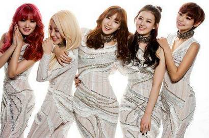 RaNia Comeback Juli dengan 'Acceleration'