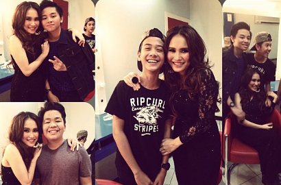 Ayu Ting Ting Cium Pipi Iqbal CJR dan Ingin Jadikan Menantu