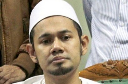 Ustadz Guntur Bumi Berada Dalam Satu Tahanan Dengan Tersangka JIS