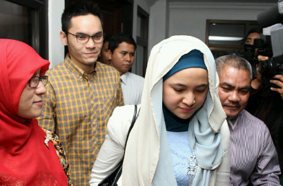 Marshanda dan Ben Kasyafani Pelit Komentar Usai Sidang Cerai Perdana