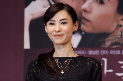 Cecilia Cheung Akui Pernah 4 Kali Keguguran dalam 3 Tahun