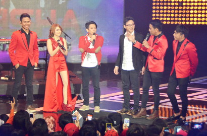 Ariel dan David NOAH Kerepotan Bawakan Lagu Geisha