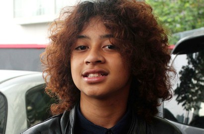 Bastian Tunda Konser Debut Solo Hingga Agustus