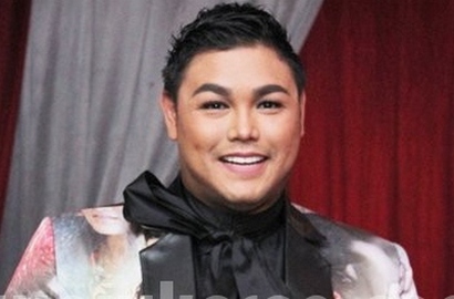 Ivan Gunawan Beri Isyarat PDKT ke Ayu Ting Ting?
