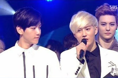 EXO Kembali Menang dengan 'Overdose' di Tengah Skandal Kris