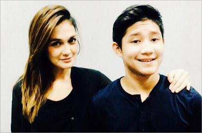 Luna Maya Minta Maaf Pukul Teuku Rassya di 'YKS'