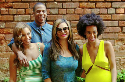 Jay-Z Akhirnya Pose Bareng Solange Pasca Insiden Lift