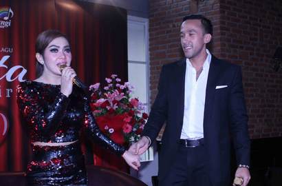 Syahrini Batal Duet Dengan Raffi Ahmad di Single Baru
