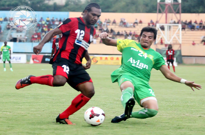 Persipura Masih Belum Terkalahkan di ISL 2014 Usai Imbangi Persebaya