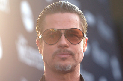Wajah Brad Pitt Dipukul Pria Iseng di Red Carpet 'Maleficent'