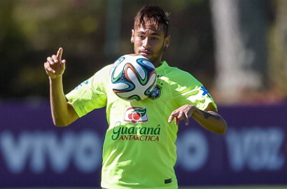Aksi Olah Bola Penderita Difabel Bikin Neymar Menangis