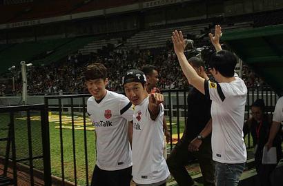 Kecewa Tak Bisa Lihat Latihan Park Ji-Sung,Fans Tetap Setia di GBK