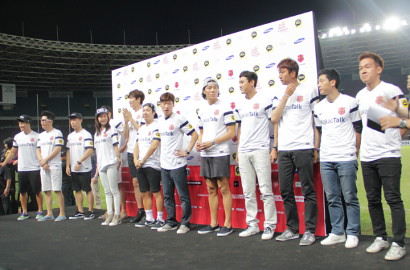 Penerbangan Ditunda Bikin 'Running Man' Telat Datang di Jakarta