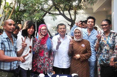 Bimbim cs Racuni Jusuf Kalla dengan Virus Slank
