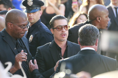 Brad Pitt Ungkap Penyerang Sempat Benamkan Wajah ke Selangkangannya