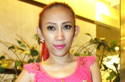 Dewi Sanca Angkat Bicara Atas Tuduhan Penggelapan Uang