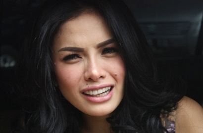Nikita Mirzani Akhirnya Mengaku Tengah Hamil Lima Bulan