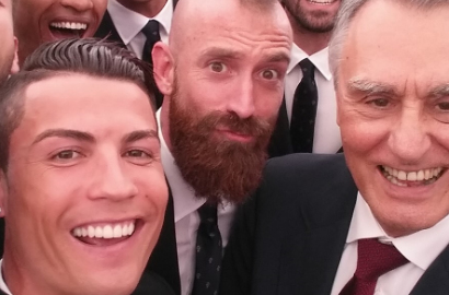 Cristiano Ronaldo Terjangkit Virus Selfie