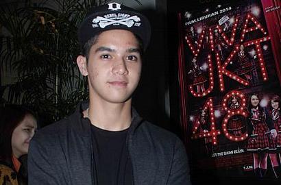Member JKT48 Terpesona Ketampanan Al Ghazali