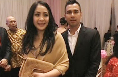 Raffi Ahmad dan Nagita Pesan Baju Pengantin ke Anne Avantie?