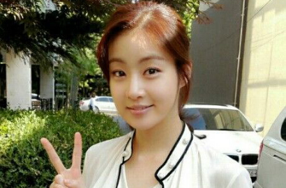 Kang Sora Pamer Menang  Miss Asia Pacific World Super Talent 2014