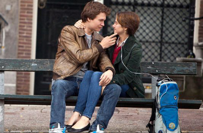 Film Romantis 'Fault in Our Stars' Rajai Box Office