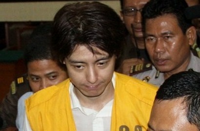 Roger Danuarta Dituntut Masuk Penjara Selama 1 Tahun 6 Bulan