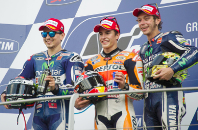 Valentino Rossi Tantang Lorenzo dan Marquez di GP Catalunya