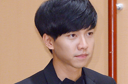 Lee Seung Gi Bakal Kembali Syuting 'You're Surrounded'