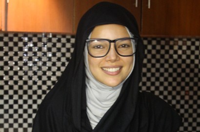 Sempat Vakum, Dewi Sandra Kembali Dengan Single Religi 'Aku Pulang'