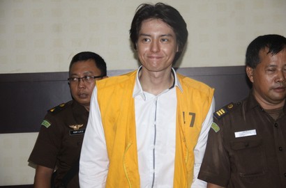Sampaikan Pledoi, Roger Danuarta Minta Direhabilitasi