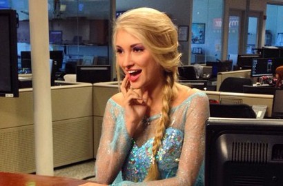 Mirip Elsa 'Frozen', Model Cantik Hebohkan Internet