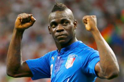 Mario Balotelli Ingin Cium Ratu Inggris Jika Italia Kalahkan Kosta Rika