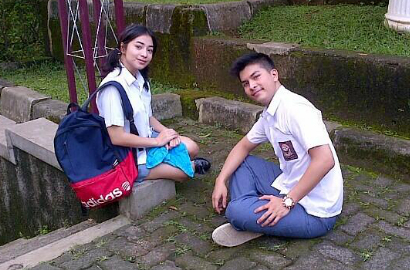 Nikita Willy Unggah Foto Syuting Sinetron Bareng Glenn Alinskie