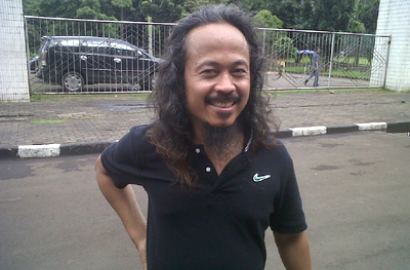 Ki Joko Bodo Bertobat dan Singkirkan Barang-Barang Mistis Miliknya
